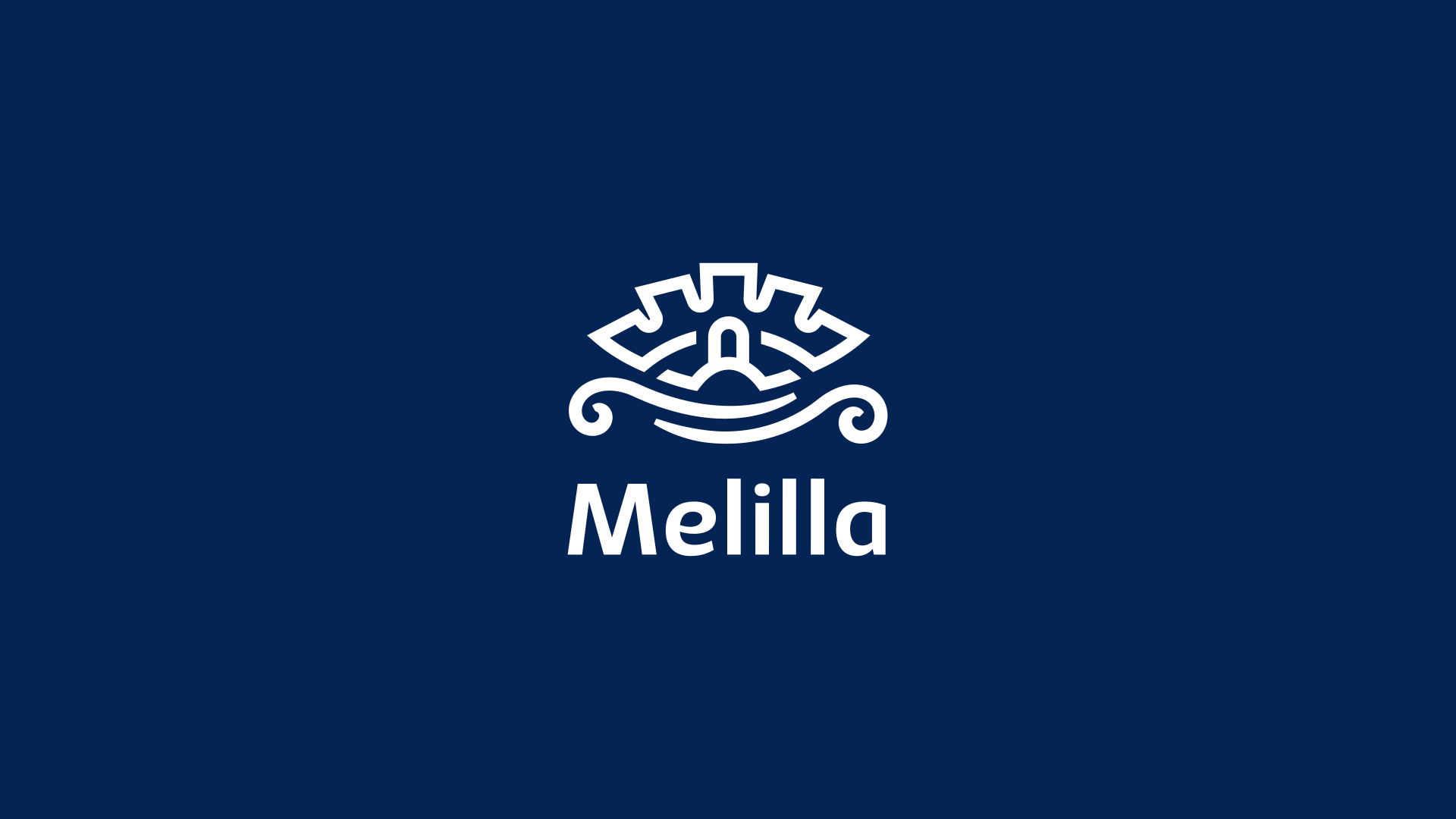 Logotipo negativo de la marca Melilla Turismo