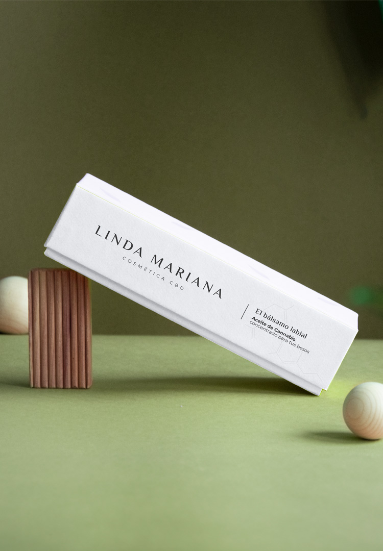 Diseño de branding y marca para la marca de Linda Mariana, diseño de packaging y universo de marca.