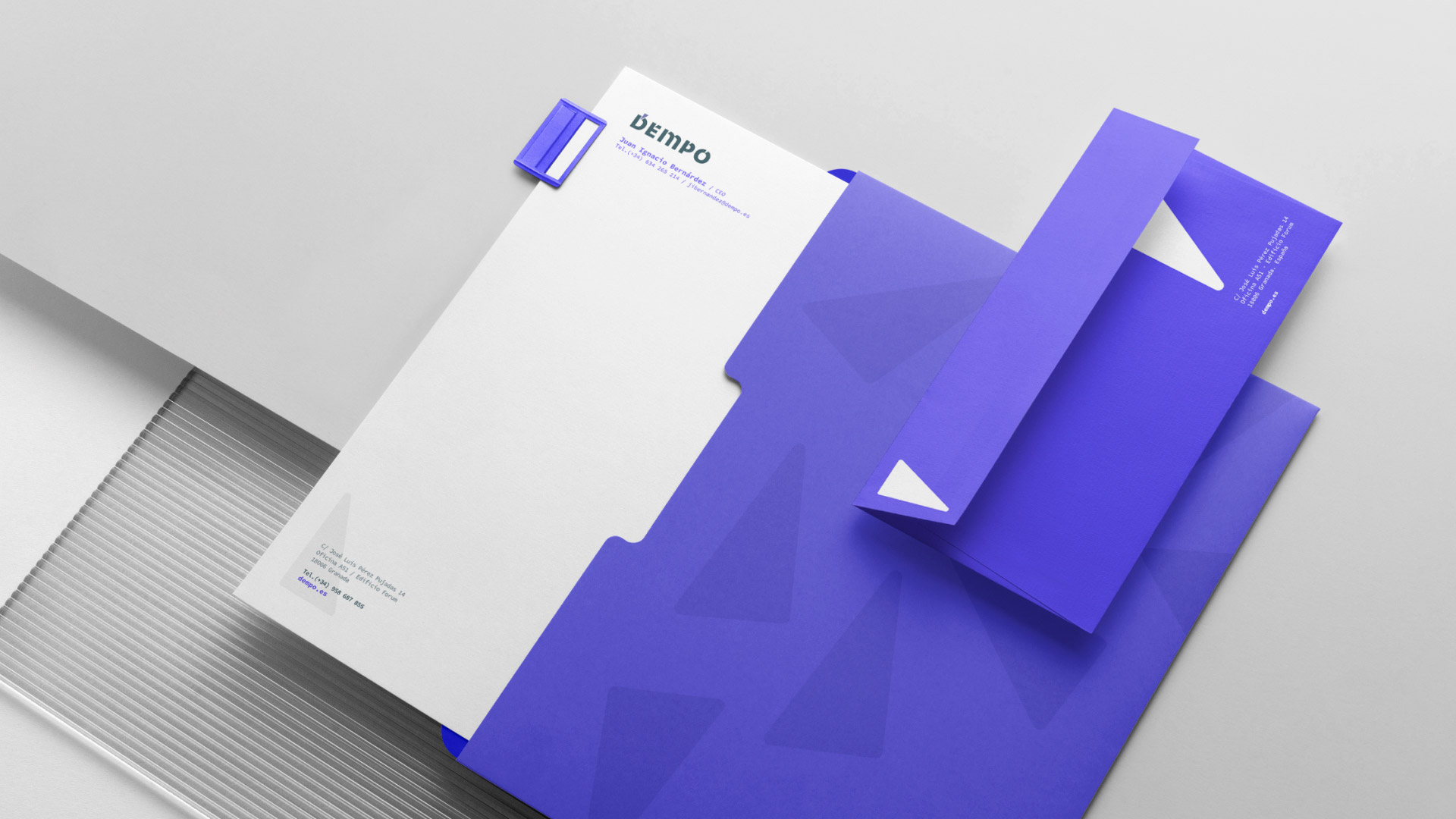 19-Dempo_branding_identidad_estudio_diseno_granada_malaga_baja