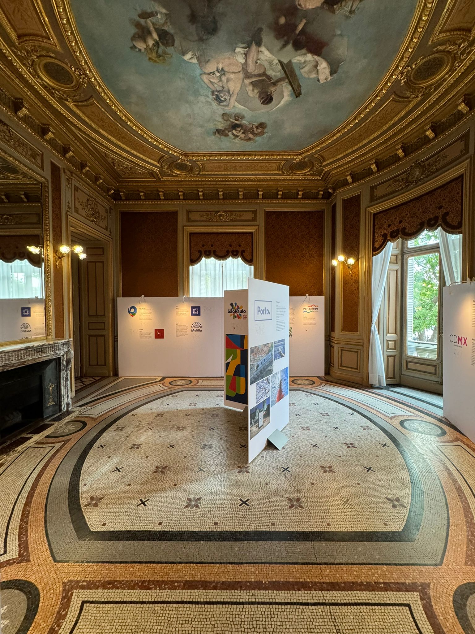 Fotografía de Visítanos en la Exposición de Marcas Iberoamericanas